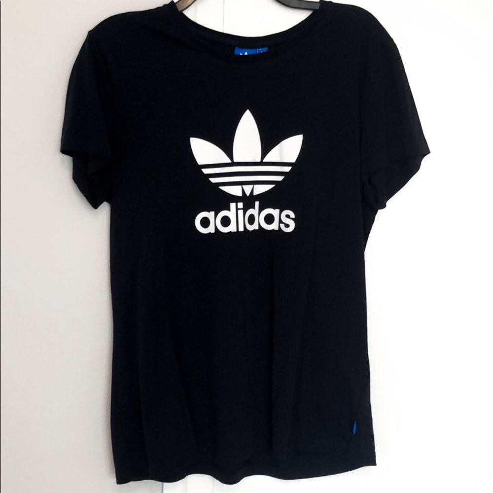 black adidas tee